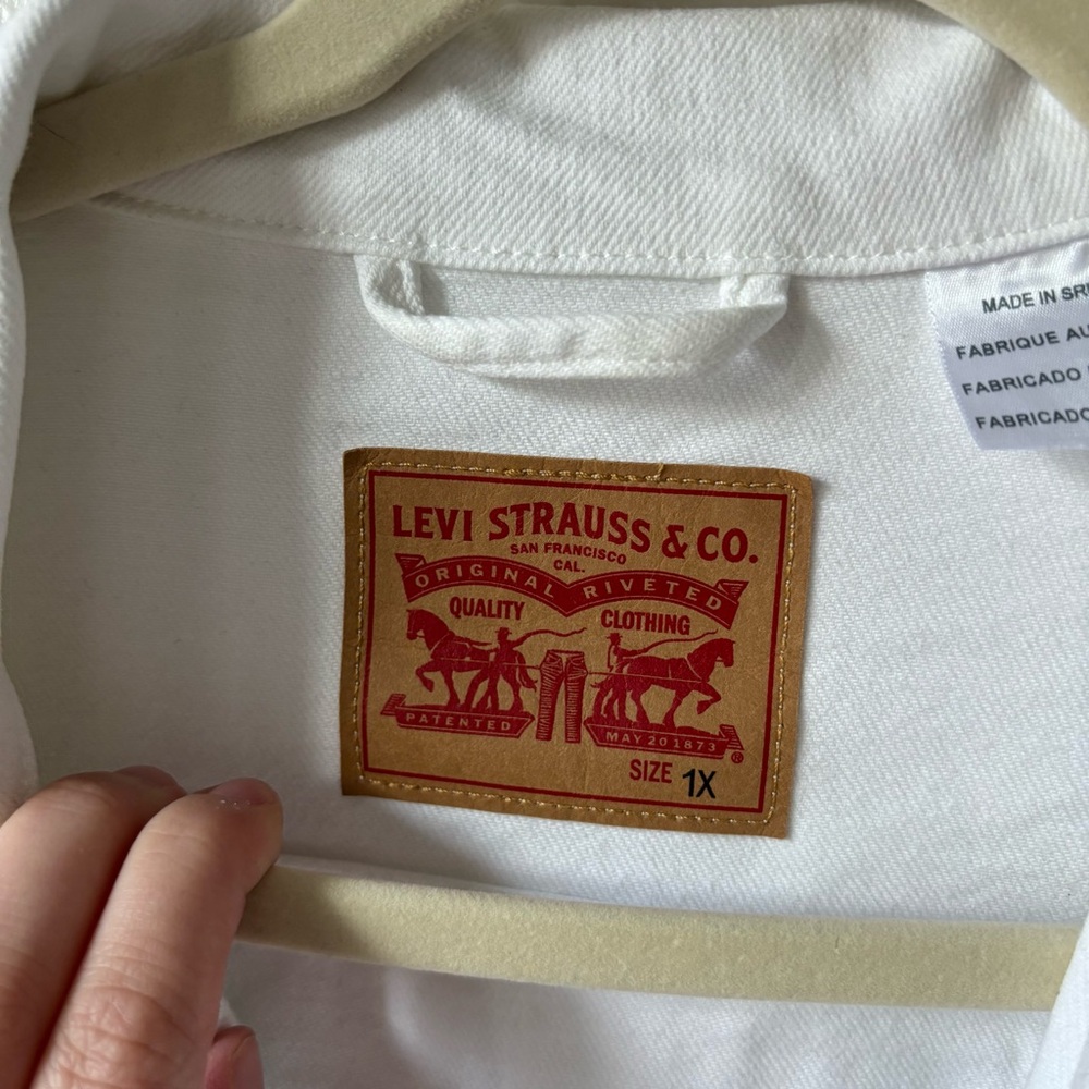 Levi’s Original Trucker Jacket - White Denim Jacket - Picture 3 of 8